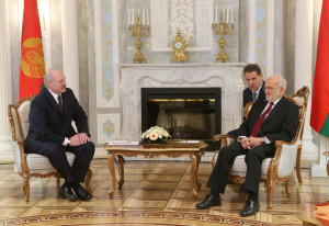 
Лукашенко предложил Ираку сотрудничество в торговле и военной сфере