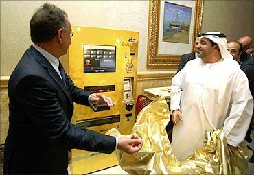 
Золотой запас Саудовской Аравии достиг 323 тонн