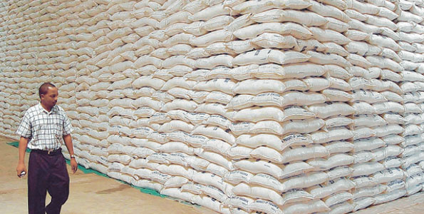 
Египет ограничивает ввоз сахара и скупает местную пшеницу
