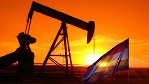 
В "Роснефти" прокомментировали готовность закупать нефть у Курдистана