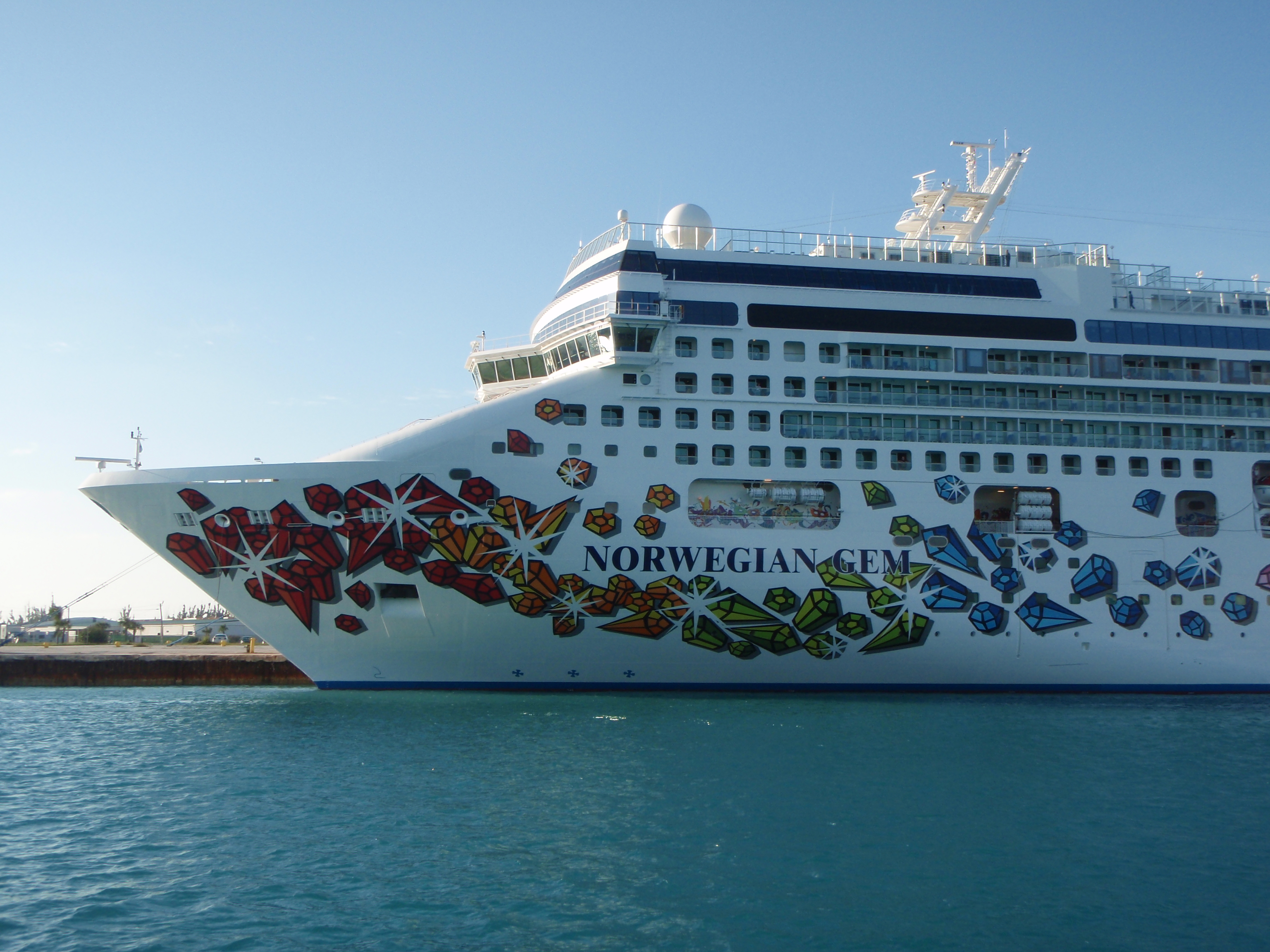 
Norwegian Cruise Line отказалась от заходов в Тунис из-за дискриминации туристов