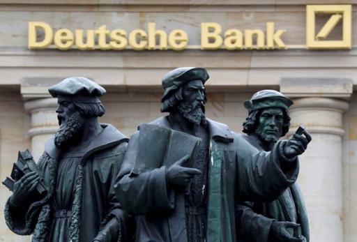 
Катарские инвесторы не планируют избавляться от самой крупной доли в Deutsche Bank
