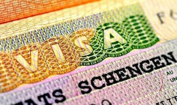 
Евросоюз может освободить граждан ОАЭ от шенгенской визы