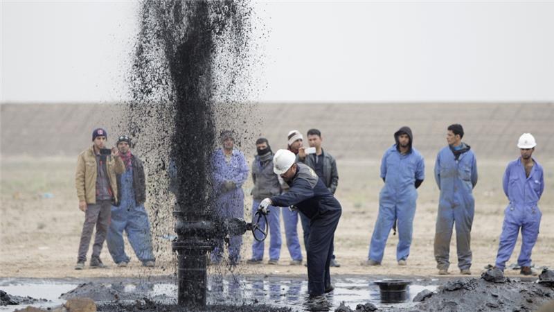 
Ирак просит иностранные нефтедобывающие компании, работающие в стране, снизить добычу нефти