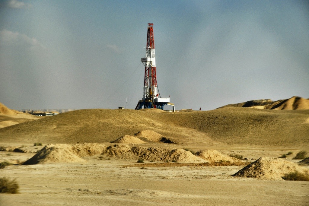 
Министерство нефти Ирака: особенное внимание - месторождению ан-Насирия и добыче газа