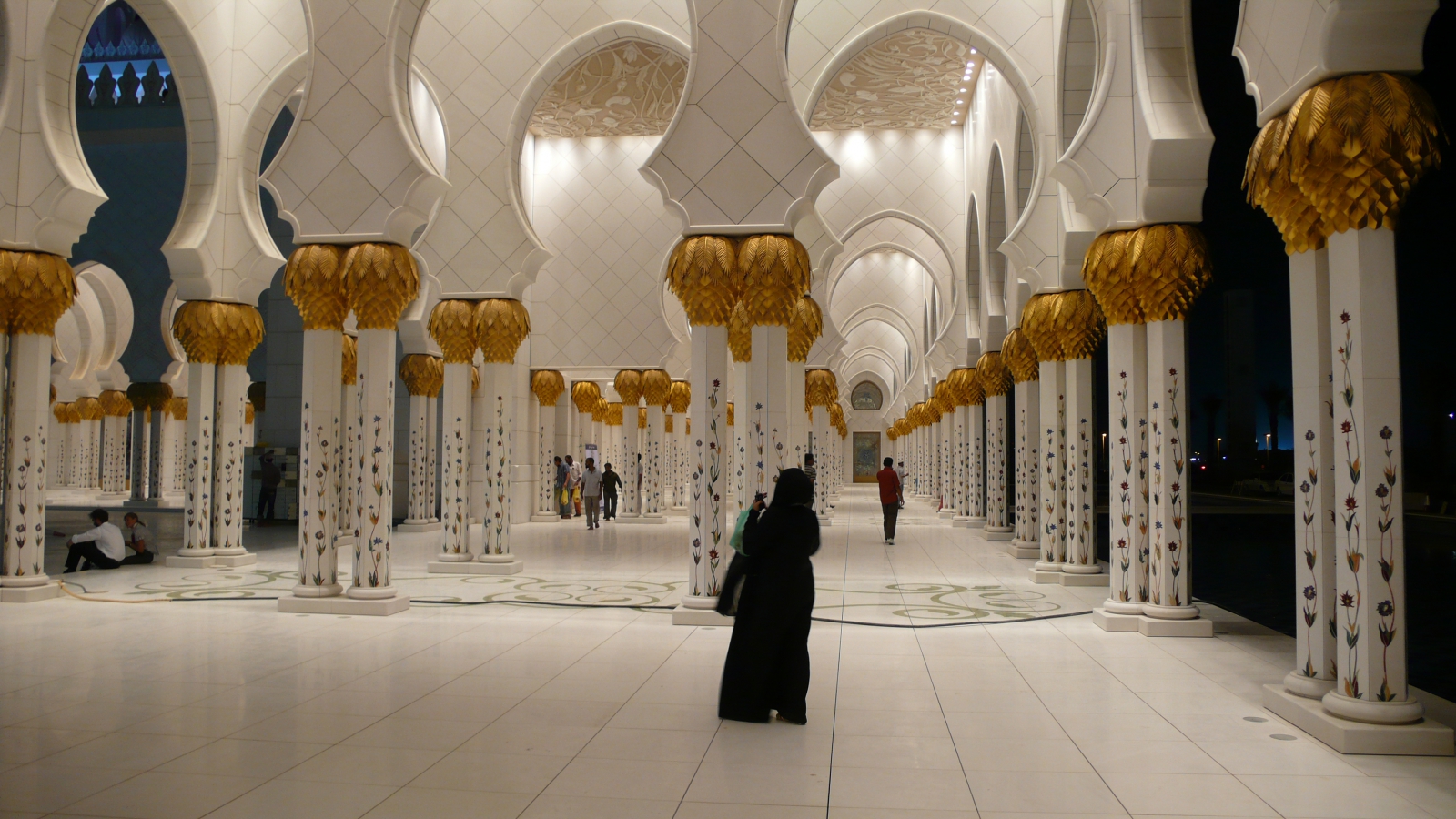 
Саудовская Аравия будет строить "экологические" мечети
