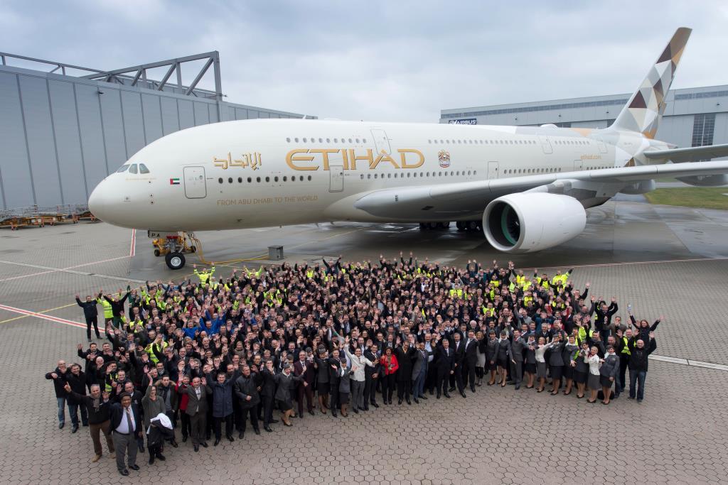 
Etihad Airways названа авиакомпанией 2016 года