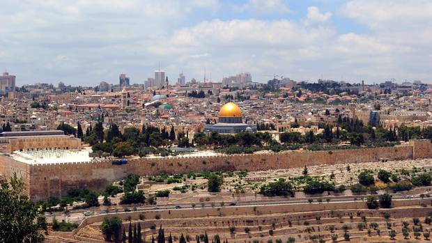 
Израильтяне и палестинцы борются за недвижимость в Иерусалиме
