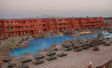 
В Шарм-эль-Шейхе закрылось 50 отелей
