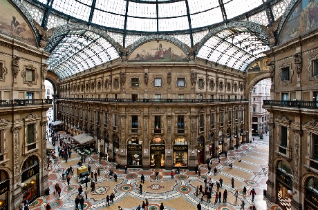 
Мусульманские туристы обожают шопинг в Милане