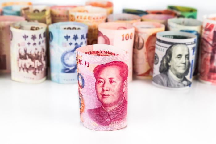 
Суэцкий канал объявил юань официальной валютой транзитных сборов
