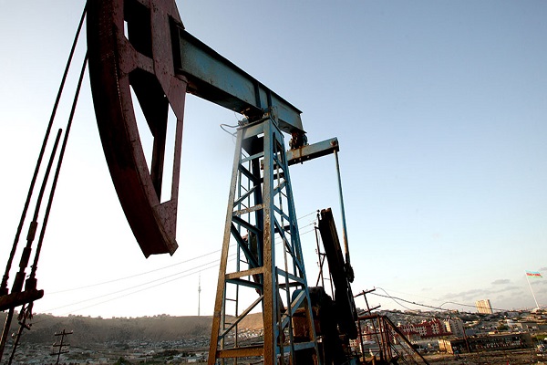 
Нефть начала дорожать на заявлении аль-Фалиха о скорой ребалансировке рынка