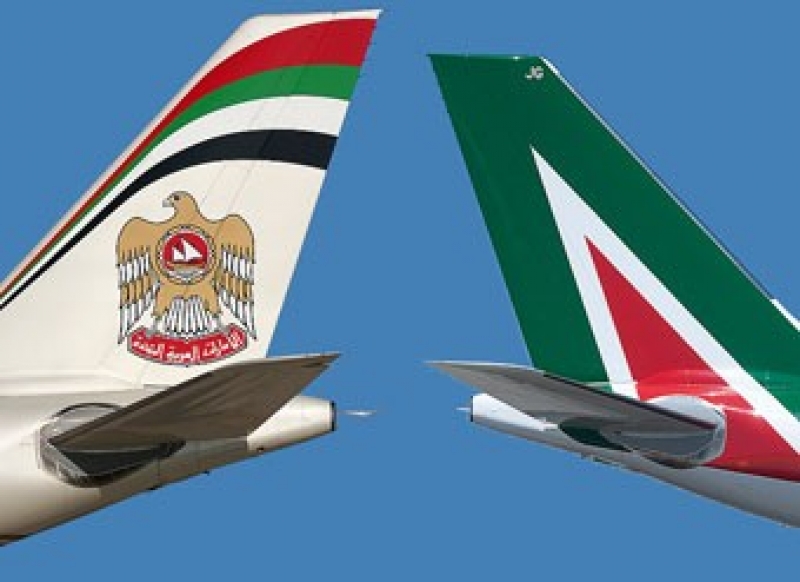 
Alitalia разорвала контракт с израильтянами из-за слияния с арабской авиакомпанией